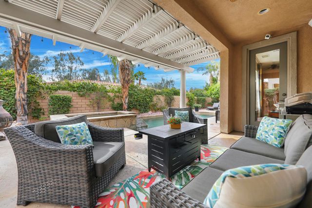 3 Clear Lake Drive, Rancho Mirage, CA 92270