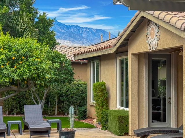 3 Clear Lake Drive, Rancho Mirage, CA 92270