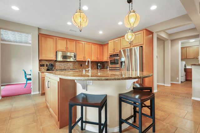 3 Clear Lake Drive, Rancho Mirage, CA 92270