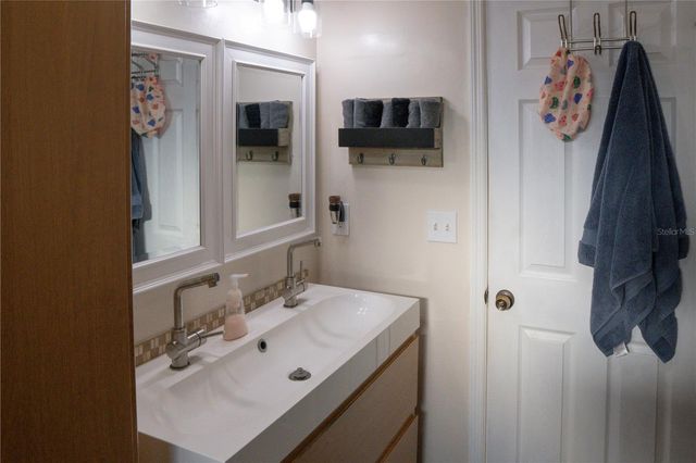 5834 98TH AVENUE N, Pinellas Park, FL 33782