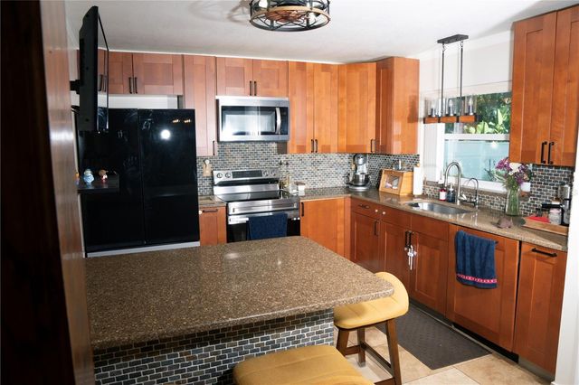 5834 98TH AVENUE N, Pinellas Park, FL 33782