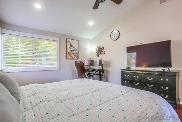 473 Avenida Canora, Oceanside, CA 92057