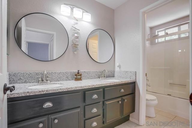 473 Avenida Canora, Oceanside, CA 92057