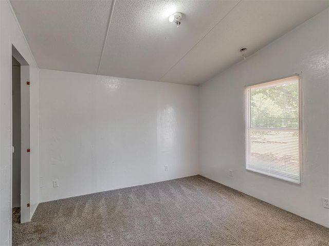 9861 Aberdeen Street, Lexington, OK 73051