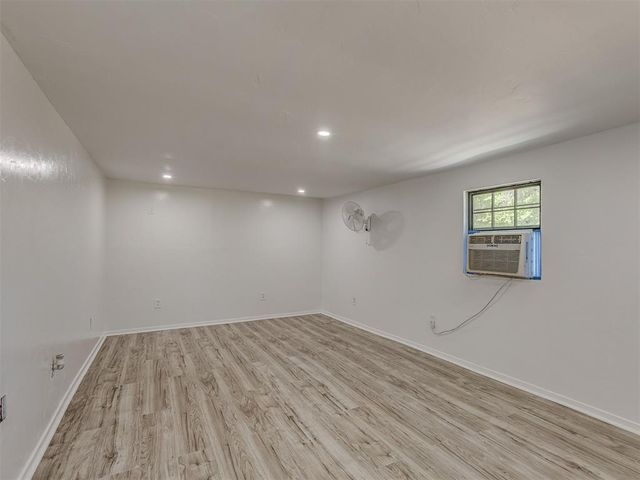 9861 Aberdeen Street, Lexington, OK 73051
