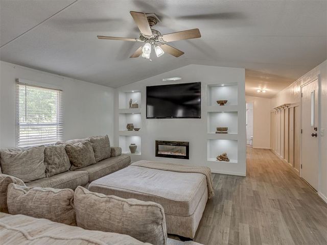 9861 Aberdeen Street, Lexington, OK 73051
