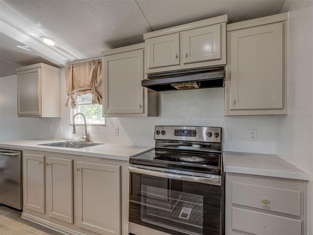 9861 Aberdeen Street, Lexington, OK 73051