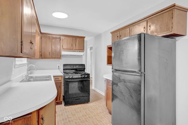 2019 19th Street, Columbus, IN 47201