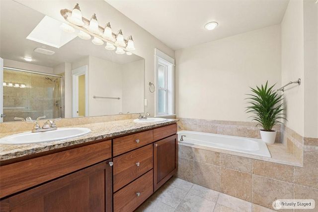 16555 Carlyle Hall Road N, Shoreline, WA 98133