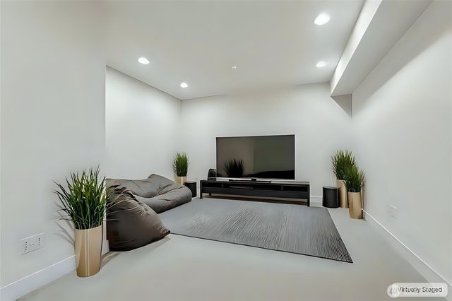 16555 Carlyle Hall Road N, Shoreline, WA 98133