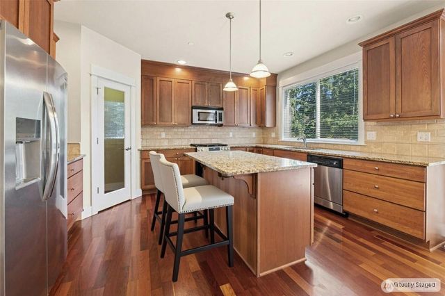 16555 Carlyle Hall Road N, Shoreline, WA 98133