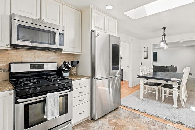 20209 83rd Avenue W, Edmonds, WA 98026