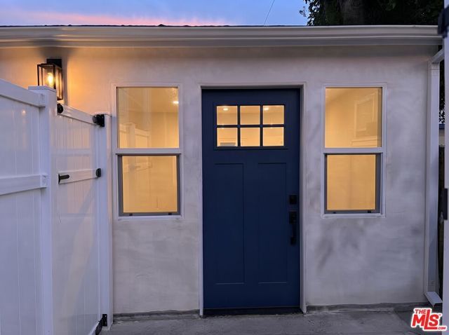 15225 Valleyheart Drive, Los Angeles, CA 91403