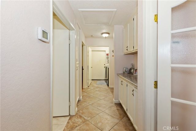 1082 23rd St, Upland, CA 91784