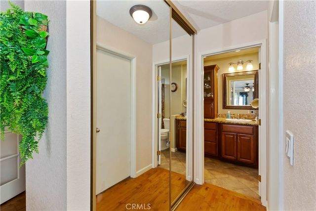 1082 23rd St, Upland, CA 91784