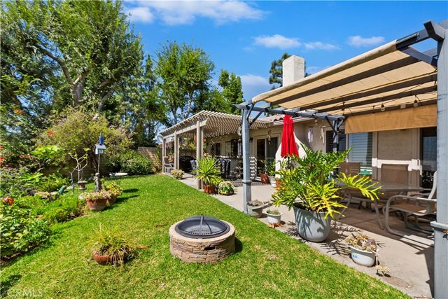 1082 23rd St, Upland, CA 91784