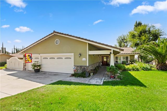 1082 23rd St, Upland, CA 91784