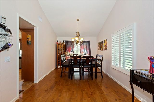 1082 23rd St, Upland, CA 91784