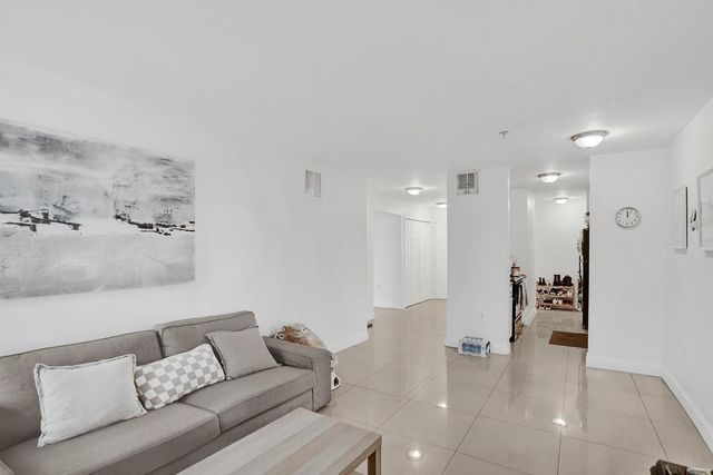 2311 N Congress Avenue 11, Boynton Beach, FL 33426