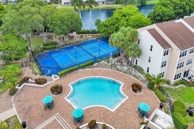 2311 N Congress Avenue 11, Boynton Beach, FL 33426