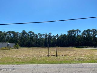 14455 Creosote Road, Gulfport, MS 39503