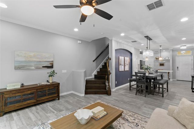 11506 CROWNED SPARROW LANE, Tampa, FL 33626