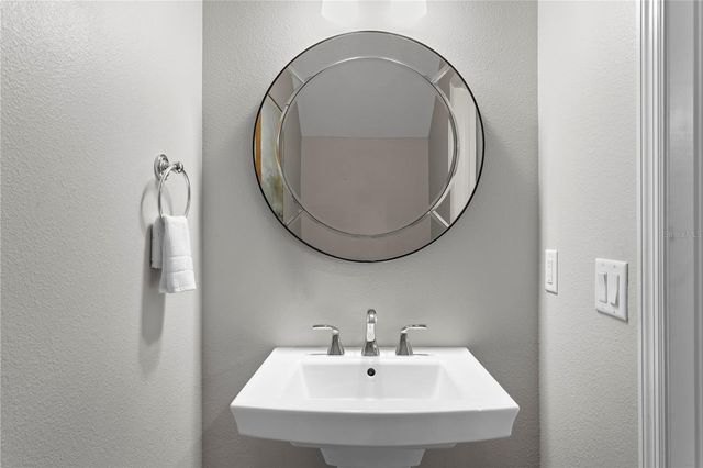 11506 CROWNED SPARROW LANE, Tampa, FL 33626