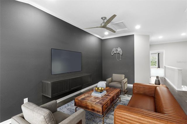 11506 CROWNED SPARROW LANE, Tampa, FL 33626