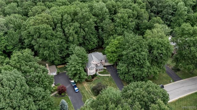 84 Middlebury Road, Orchard Park, NY 14127