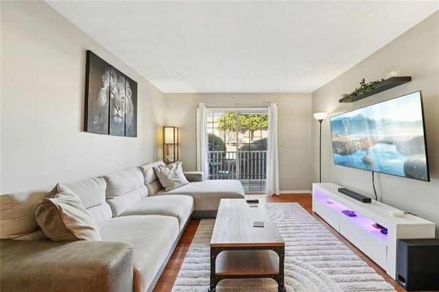 3115 Seven Pines Court 207, Atlanta, GA 30339