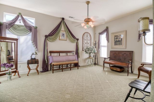 1712 Newhampton Way, Modesto, CA 95355