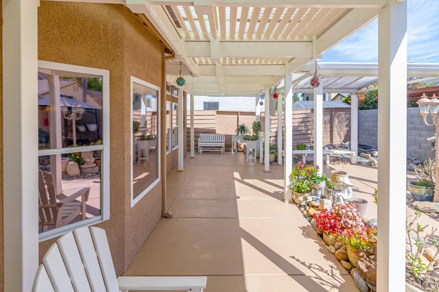 1712 Newhampton Way, Modesto, CA 95355