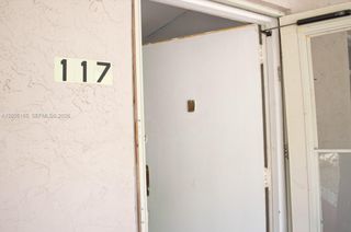 2821 Somerset Drive 117, Lauderdale Lakes, FL 33311