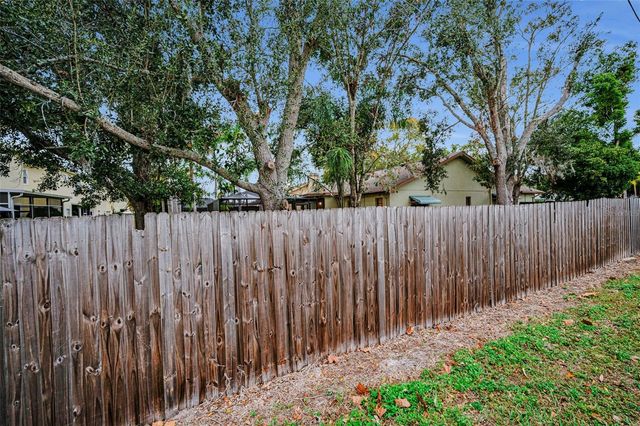 2280 COLONIAL BOULEVARD W, Palm Harbor, FL 34683