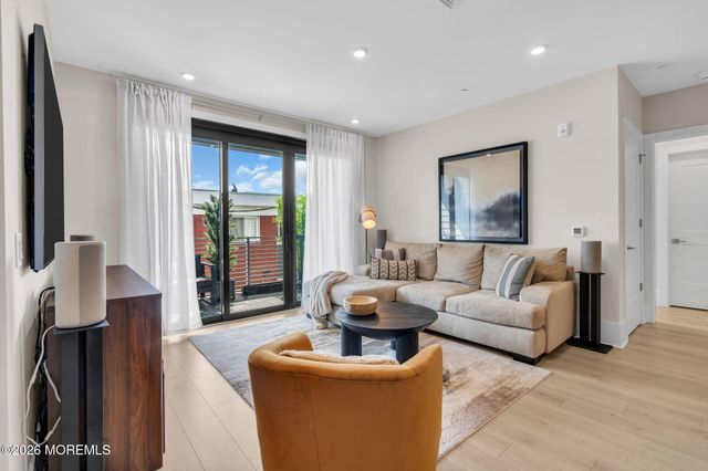 215 2nd Avenue 203, Asbury Park, NJ 07712