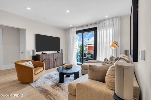 215 2nd Avenue 203, Asbury Park, NJ 07712
