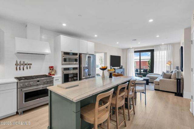 215 2nd Avenue 203, Asbury Park, NJ 07712