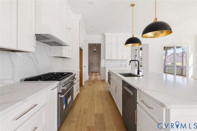 4624 Lake Summer Loop, Moseley, VA 23120