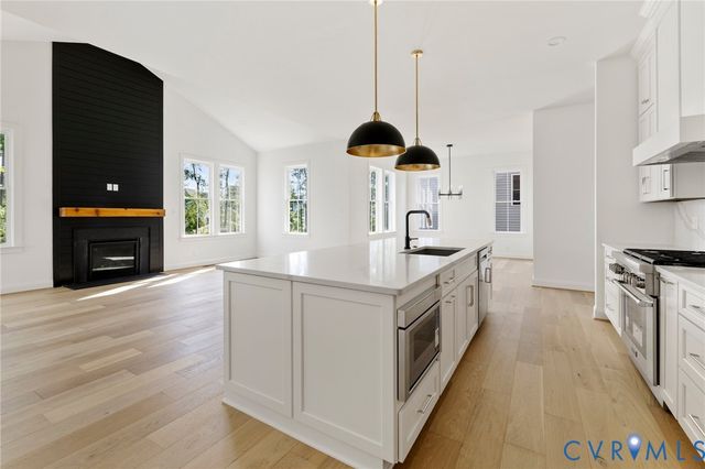 4624 Lake Summer Loop, Moseley, VA 23120