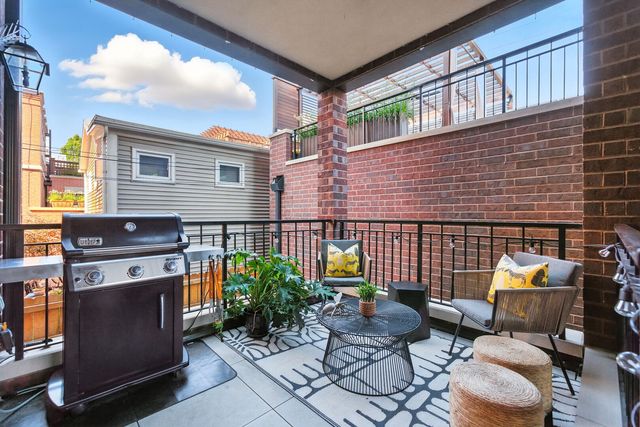 1733 N Mohawk Street 1N, Chicago, IL 60614