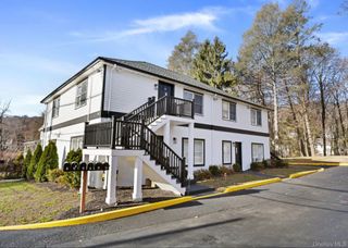 441 Manville Road 4, Pleasantville, NY 10570