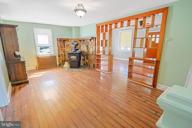 1131 E LIZARD CREEK RD, Lehighton, PA 18235