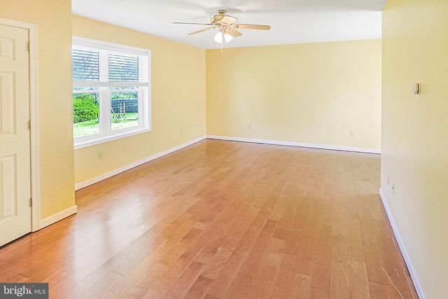 1131 E LIZARD CREEK RD, Lehighton, PA 18235
