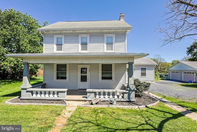1131 E LIZARD CREEK RD, Lehighton, PA 18235