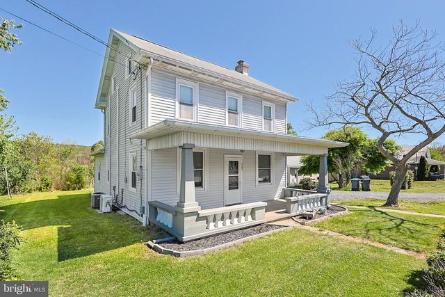 1131 E LIZARD CREEK RD, Lehighton, PA 18235