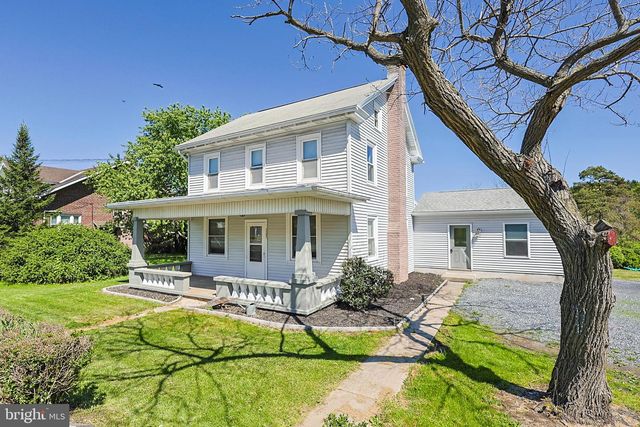 1131 E LIZARD CREEK RD, Lehighton, PA 18235