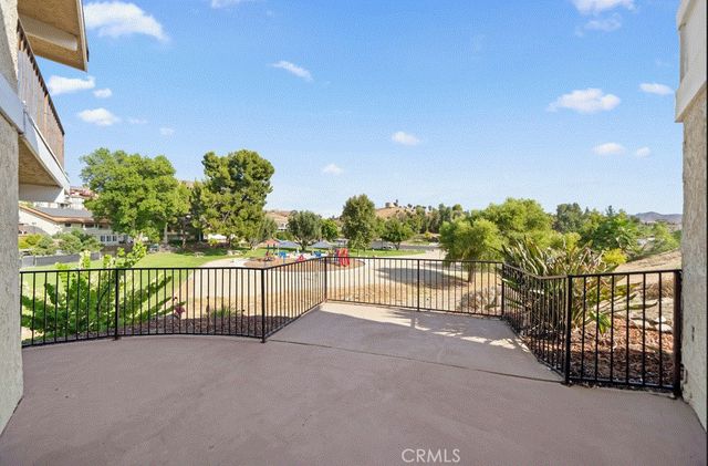 22032 W San Joaquin Drive, Canyon Lake, CA 92587