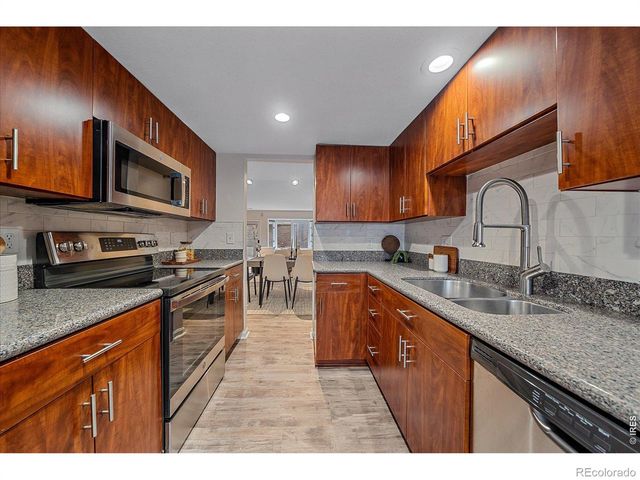 162 S Jackson Street, Denver, CO 80209