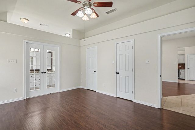 6017 Hilltop Drive, Watauga, TX 76148