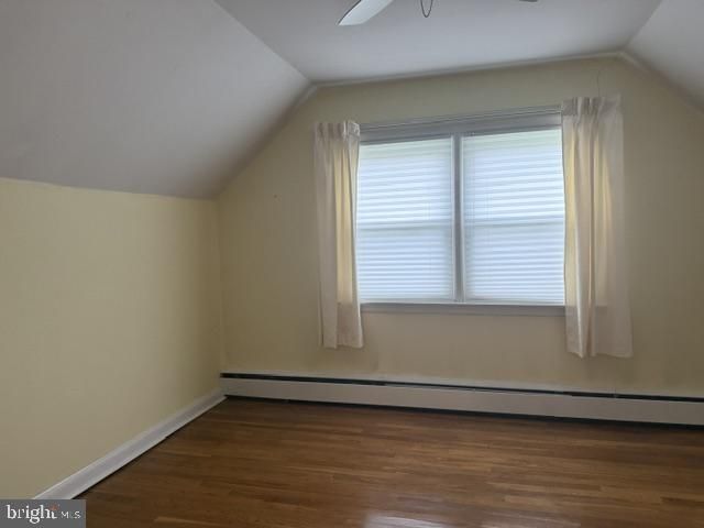 821 KENYON LN, Newark, DE 19711